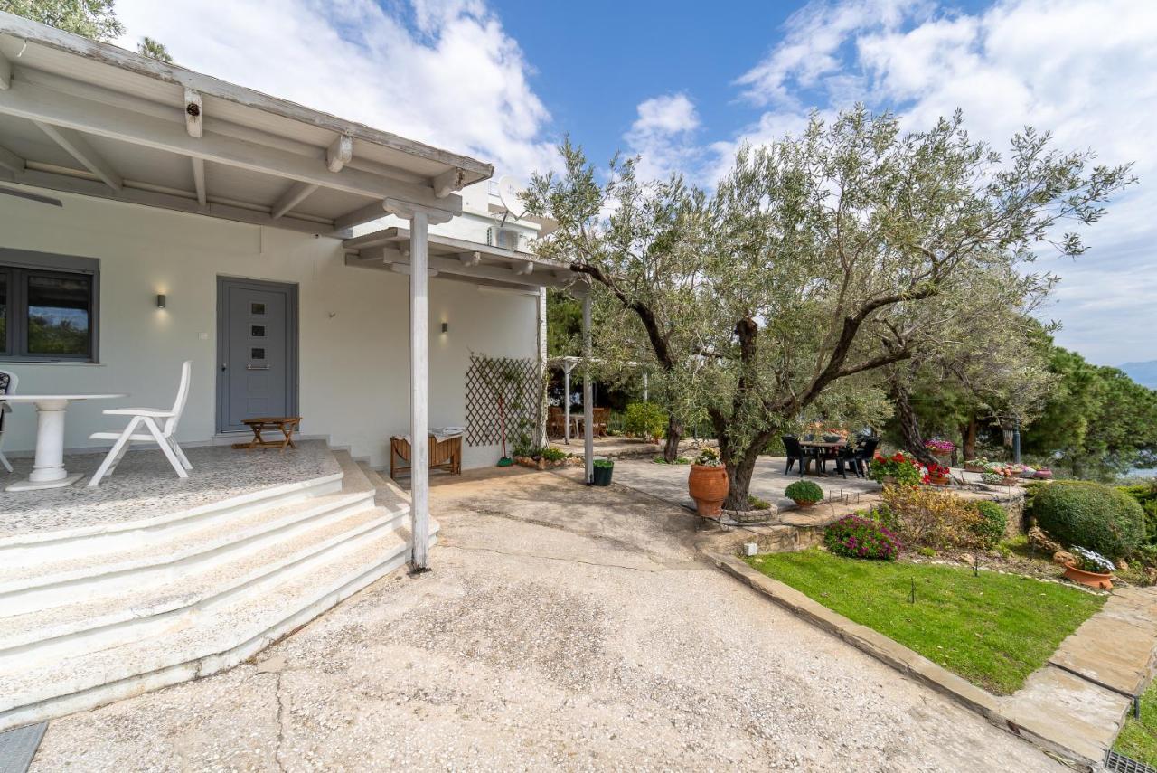 Villa Elia Kavala - Mediterranean Holiday Villa Palaiontsiflikion Bagian luar foto