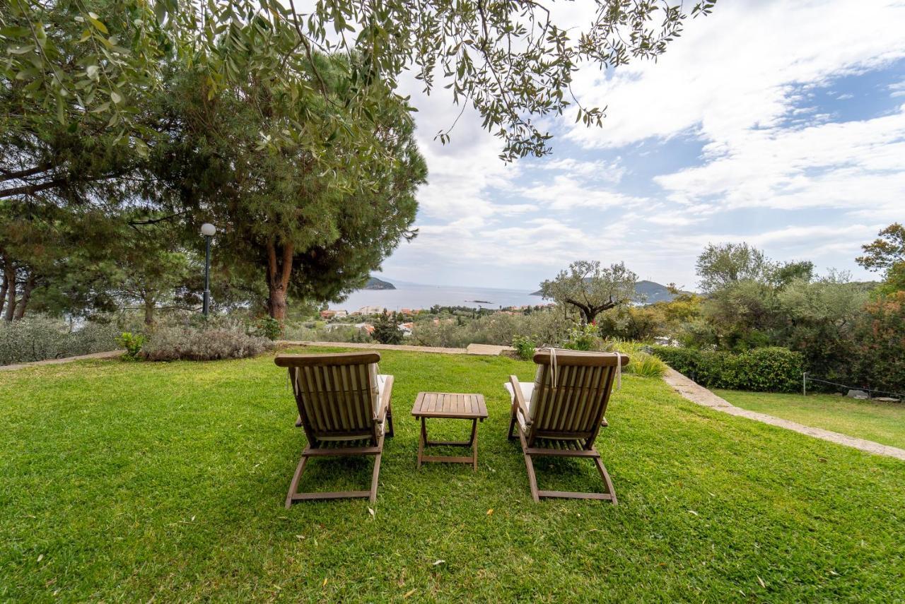 Villa Elia Kavala - Mediterranean Holiday Villa Palaiontsiflikion Bagian luar foto